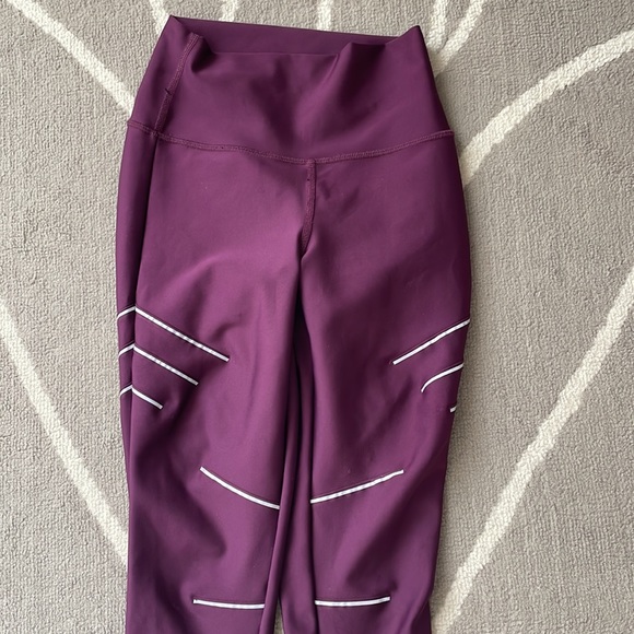 ALO leggings in XS - Picture 12 of 14